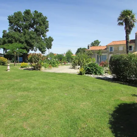 Logis De Chalons A La Mer Le Gua  Exterior photo
