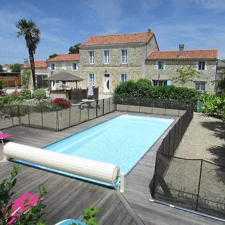 Logis De Chalons A La Mer Le Gua  Exterior photo