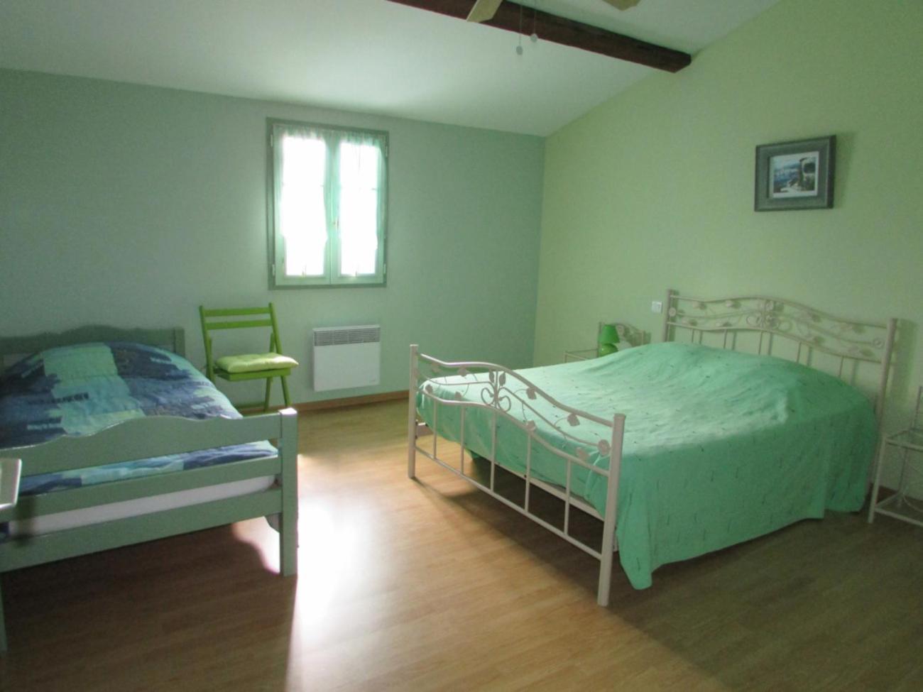 Logis De Chalons A La Holiday home