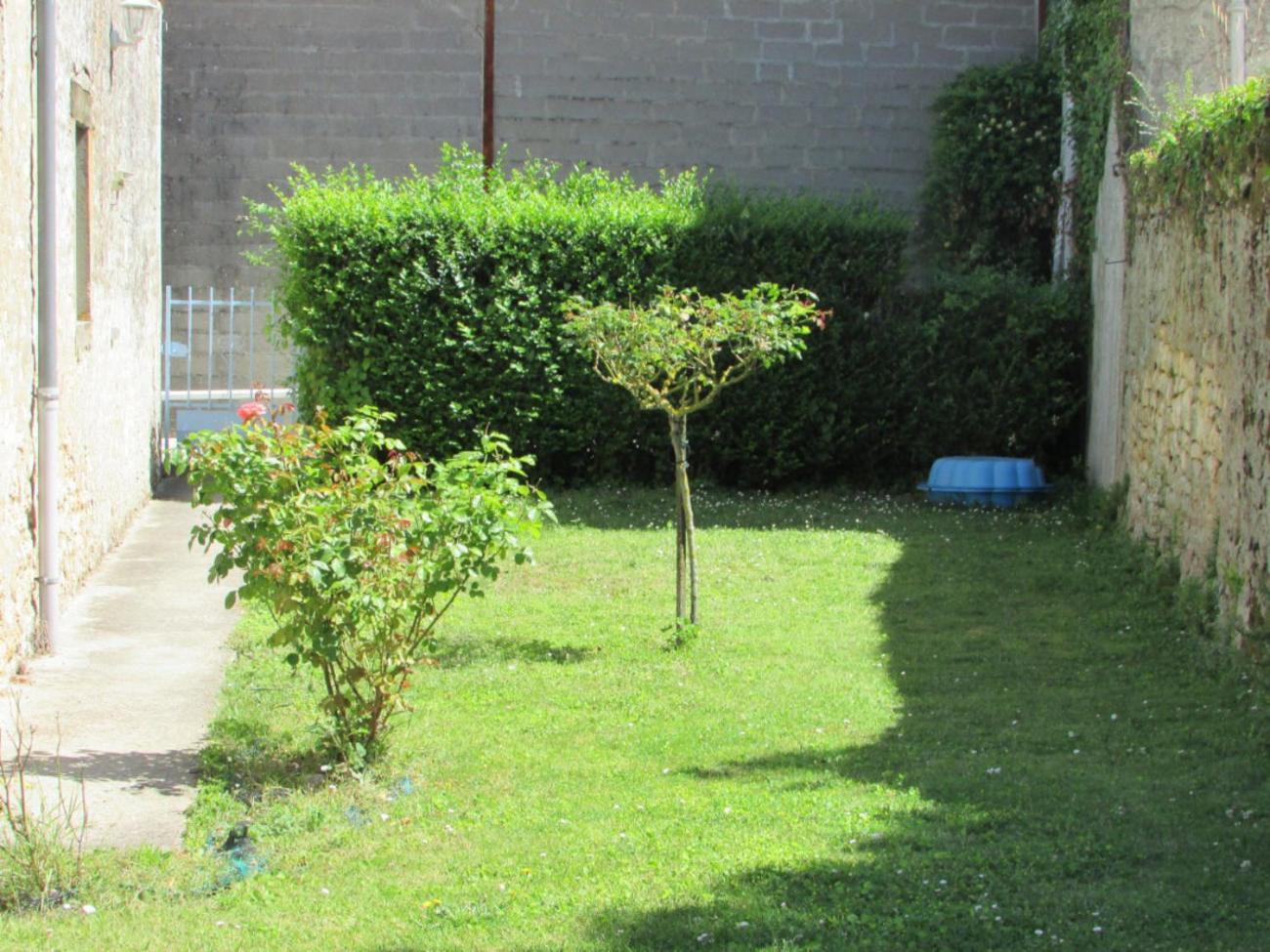 Logis De Chalons A La * Le Gua (Charente-Maritime)