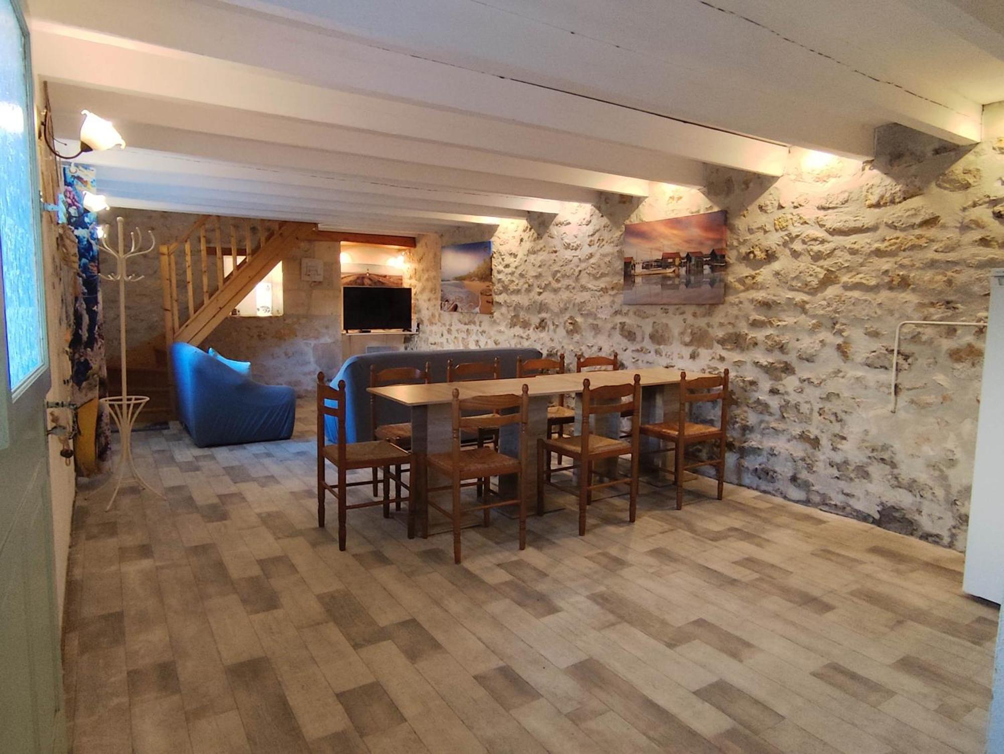 Holiday home Logis De Chalons A La