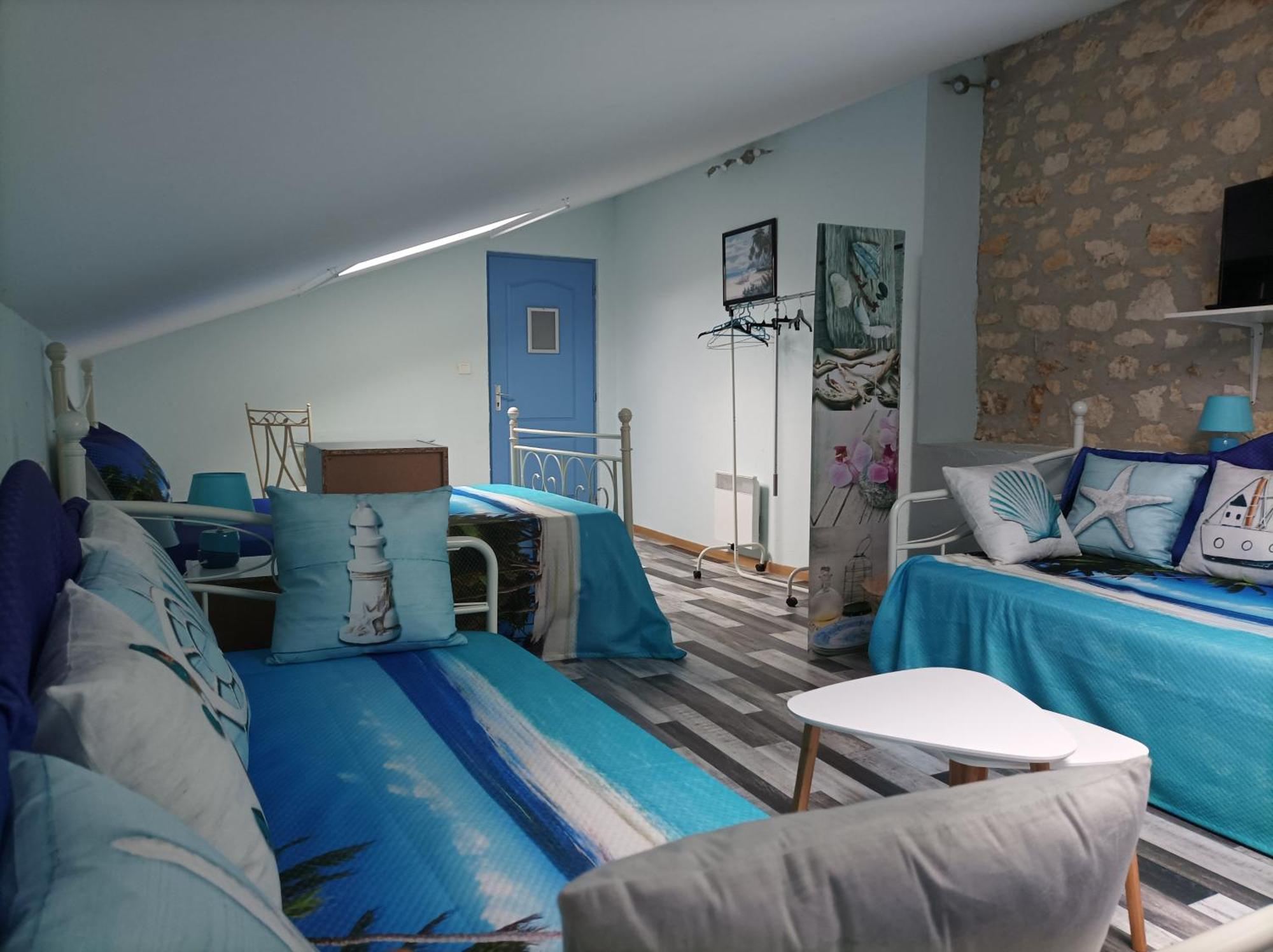 Logis De Chalons A La Holiday home
