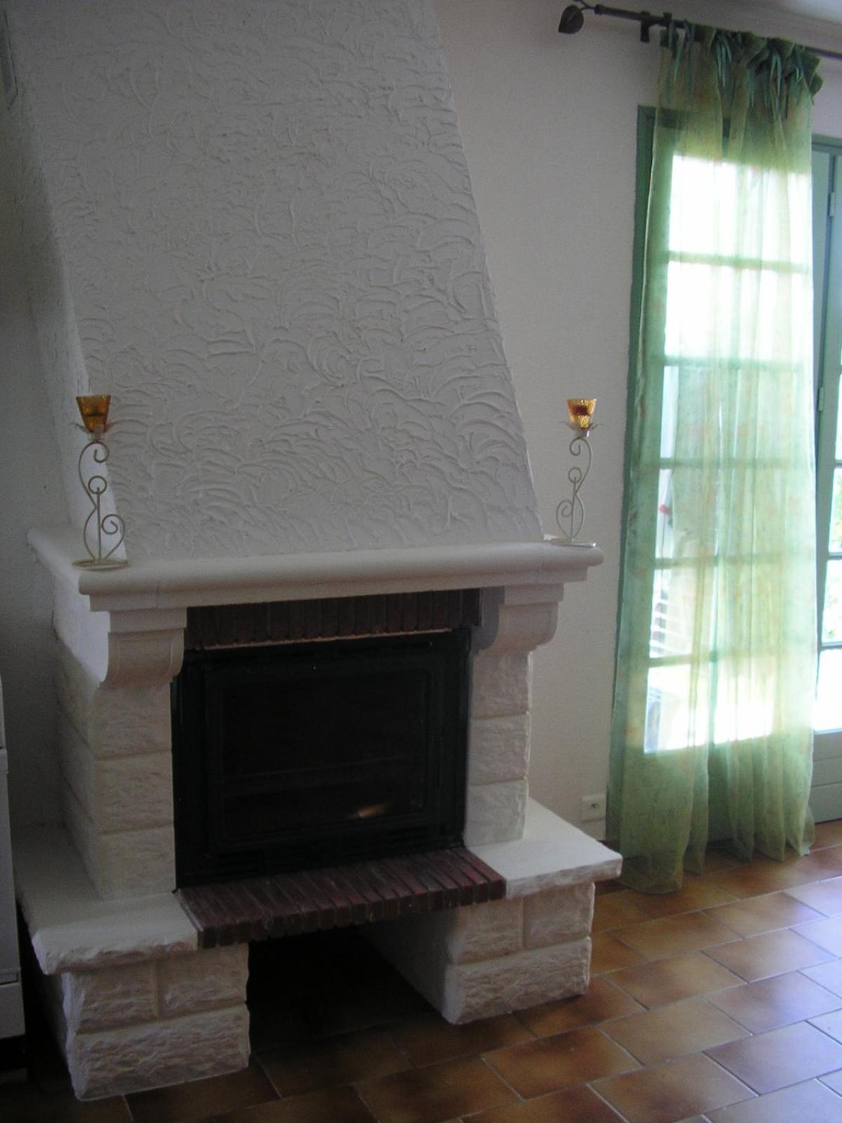 Logis De Chalons A La Holiday home *
