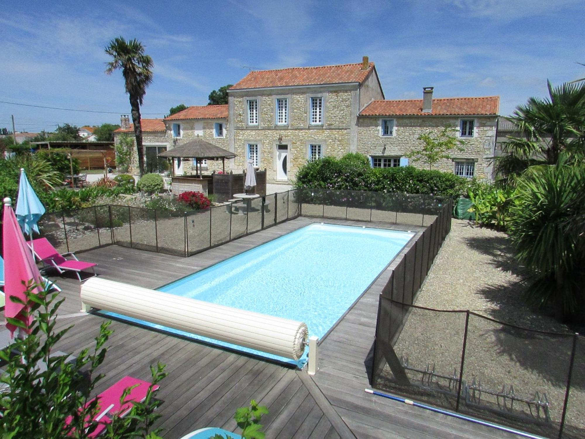 Holiday home Logis De Chalons A La *