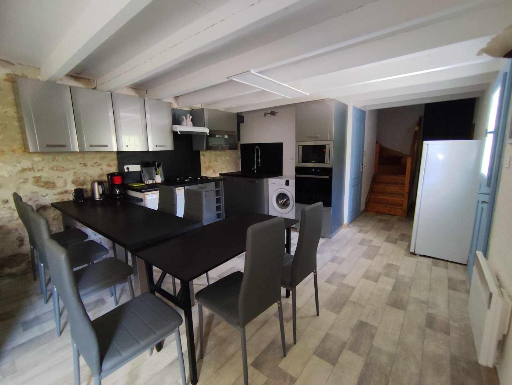 Logis De Chalons A La